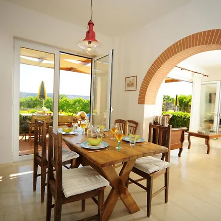 Elya Casa de Férias