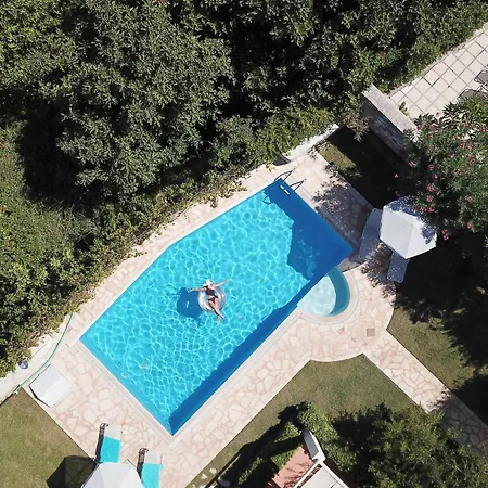 Elya Case de vacanță Prínos